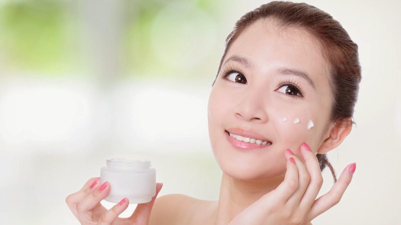 kem-duong-neutrogena-co-gi-dac-biet