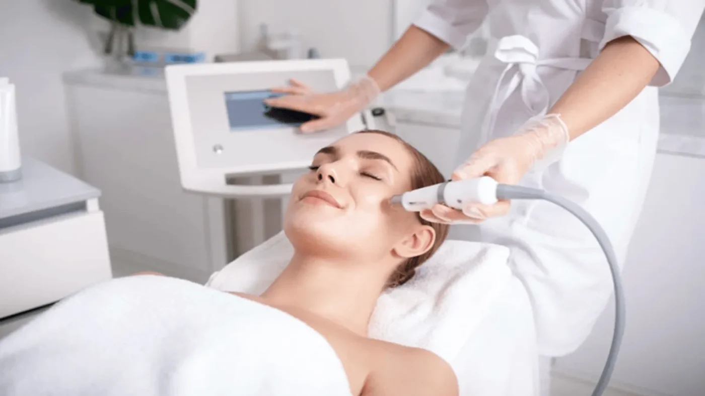 liệu trình trị thâm mụn bằng laser chuyên nghiệp