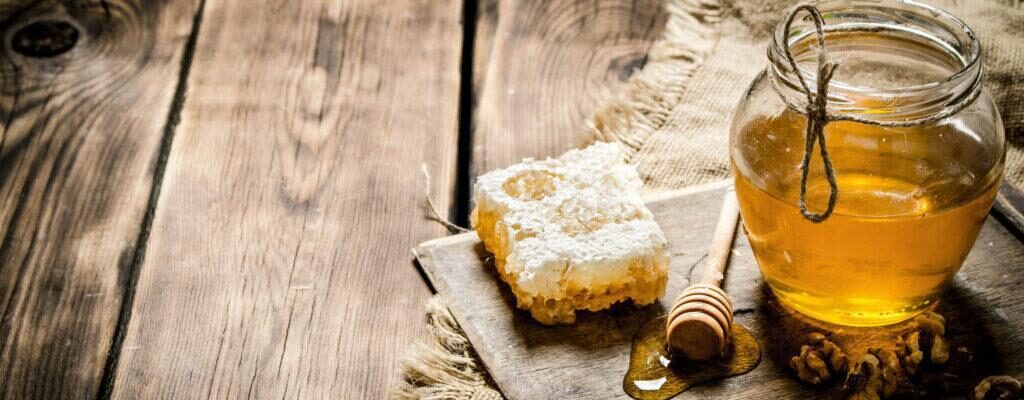 mặt nạ chanh mật ong làm trắng da tự nhiên