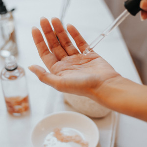Serum Niacinamide giúp làm sáng da