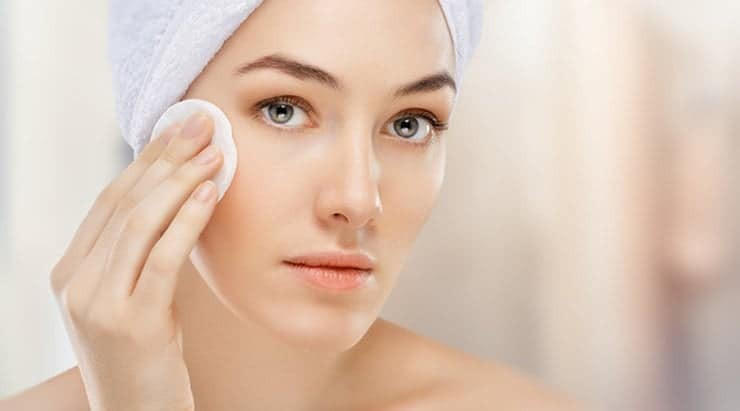 Cách chăm sóc da mụn tự nhiên