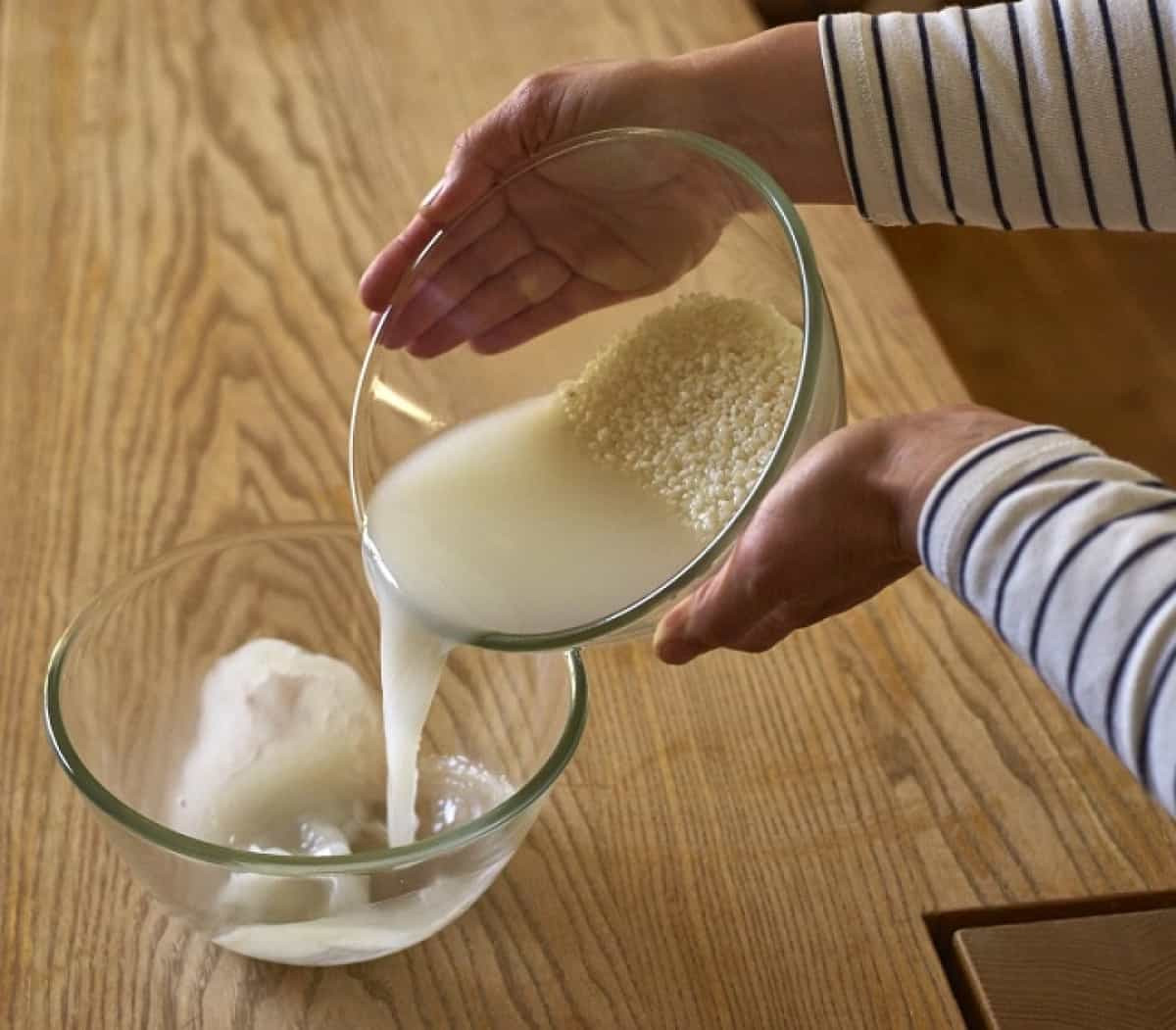 Cách làm nước hoa hồng bằng gạo