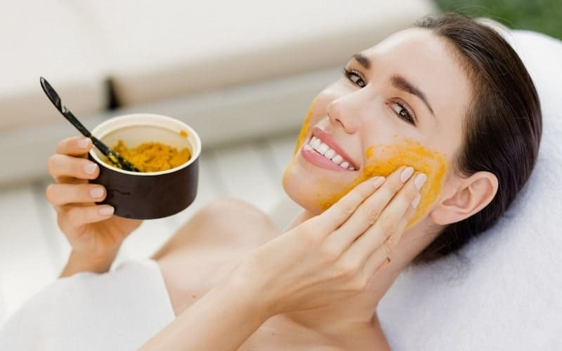 Mặt nạ chống lão hóa da từ tinh bột nghệ