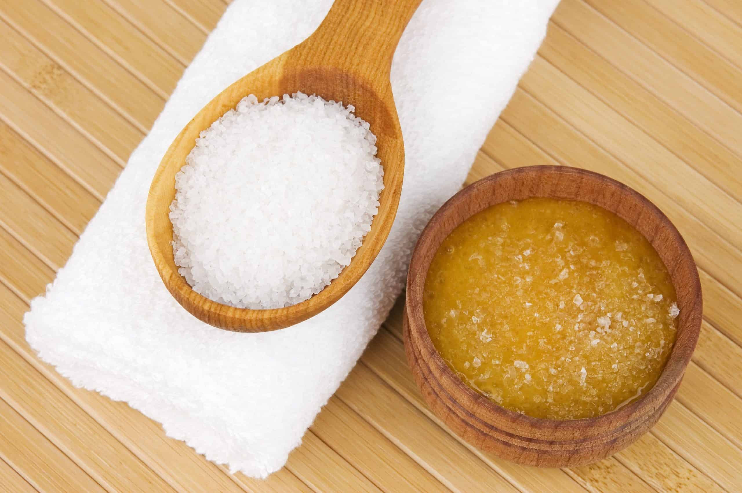 Mặt Nạ Dưỡng Ẩm Từ Mật Ong Và Muối Epsom