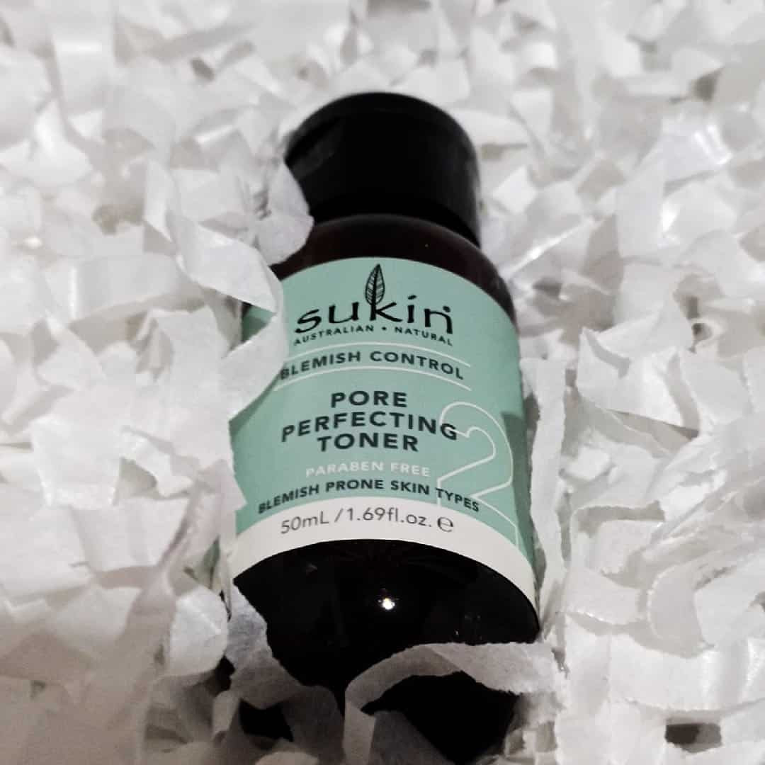 Nước hoa hồng Sukin