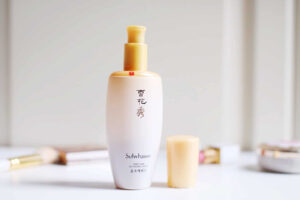 Serum trắng da Hàn Quốc