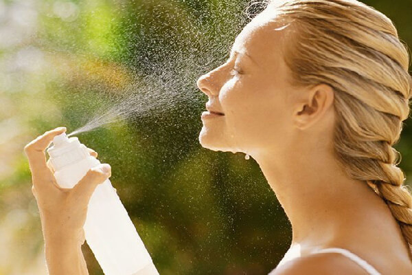 xịt dưỡng ẩm cho da bằng glycerin