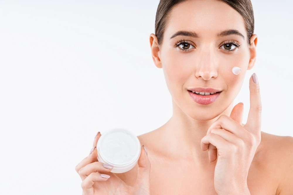 10 Cách Skincare Dành Cho Người Thức Khuya Hữu Ích Để Giữ Làn Da Khỏe Mạnh