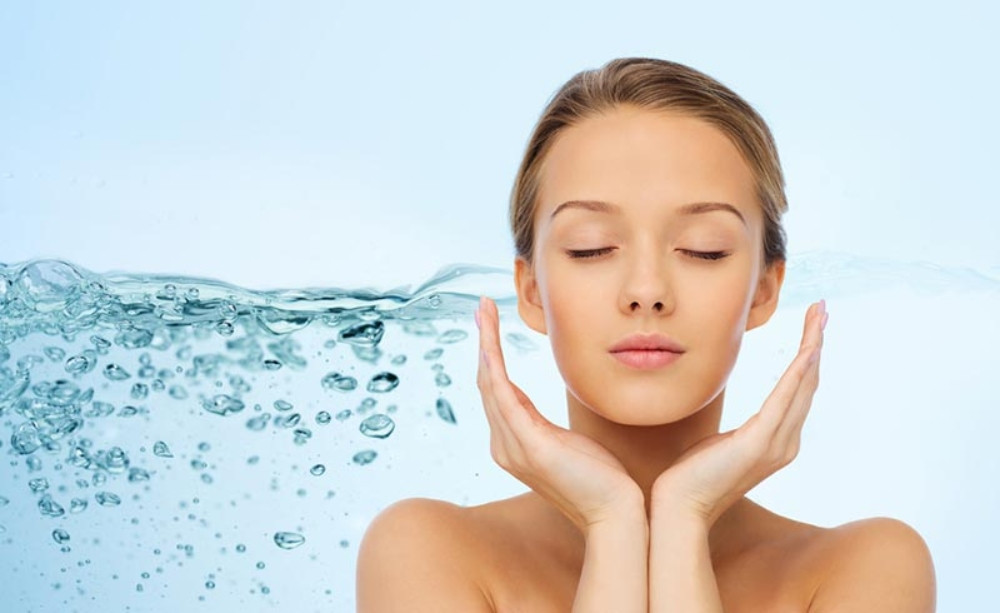 11 Cách Chăm Sóc Da Mặt Trong Mùa Hè Để Luôn Khỏe Mạnh