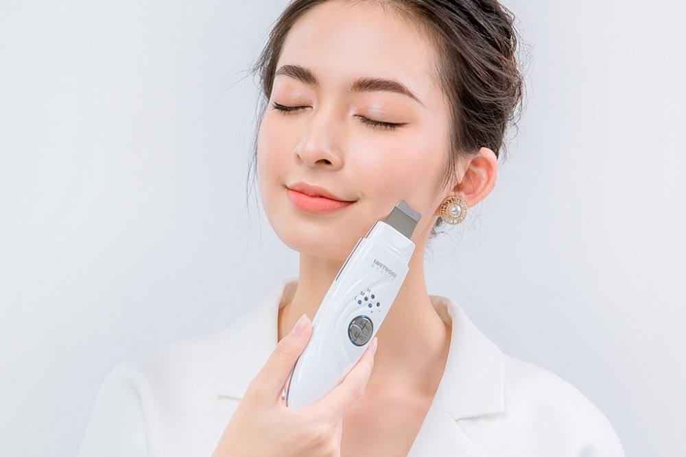 11 Dụng Cụ Chăm Sóc Da Mặt Cần Có Cho Các Nàng