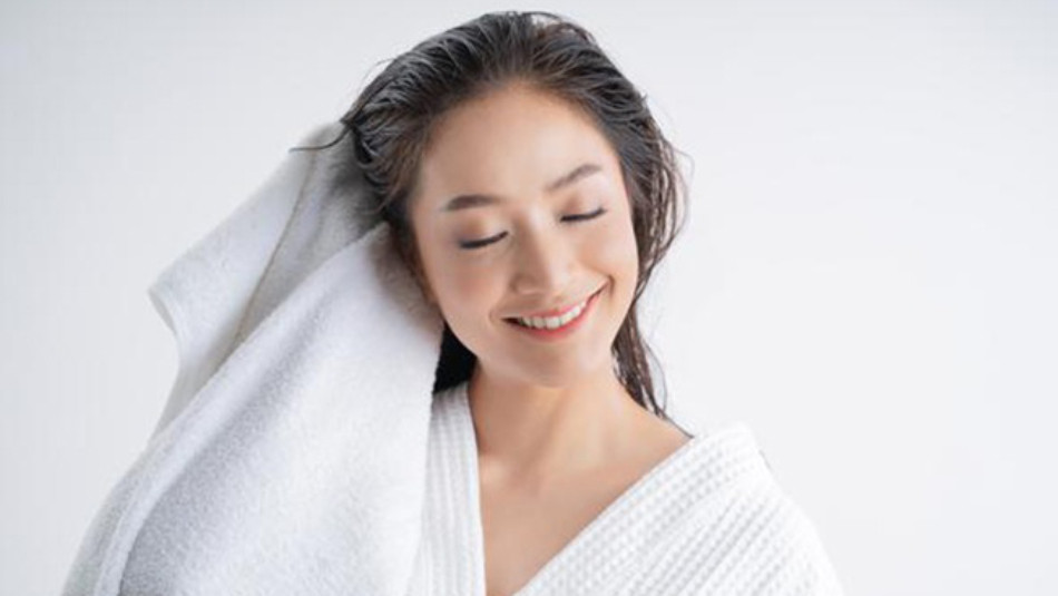 12 cách gội đầu mượt tóc hiệu quả cấp tốc cực đơn giản