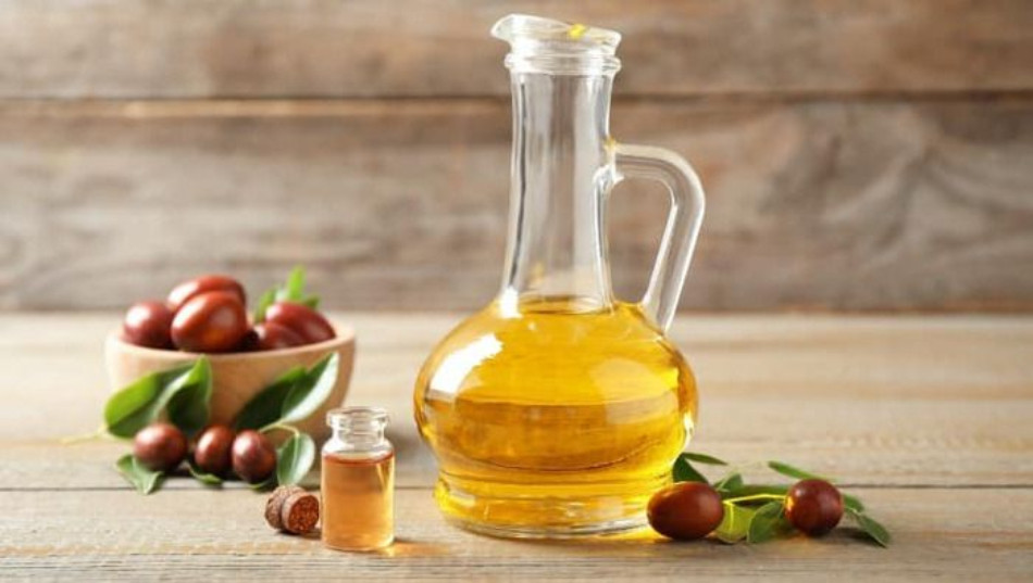14 Cách Giúp Chuyển Đổi Tóc Khô Thành Tóc Mềm Mượt Hiệu Quả