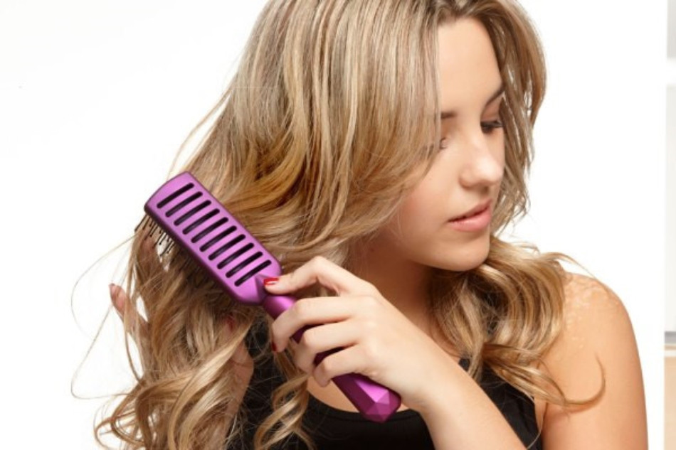 15+ Cách Chăm Sóc Tóc Xoăn Sóng Lới Để Duy Trì Độ Bóng Đẹp Tự Nhiên