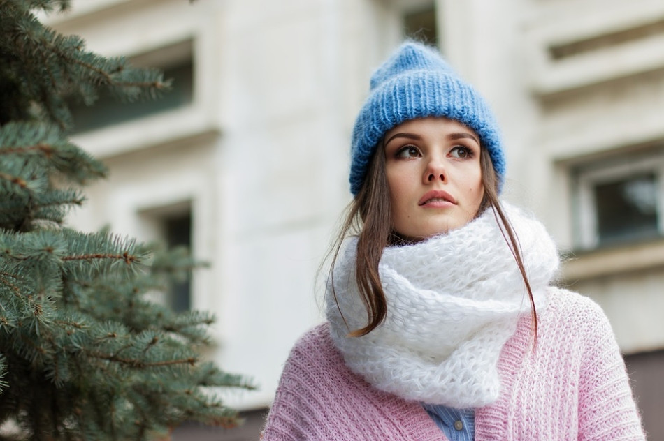 16 Cách Chăm Sóc Tóc Mùa Đông Để Không Bị Khô, Yếu Và Rụng