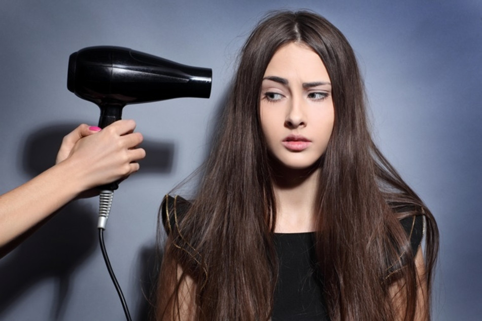 16 Cách Chăm Sóc Tóc Mùa Đông Để Không Bị Khô, Yếu Và Rụng