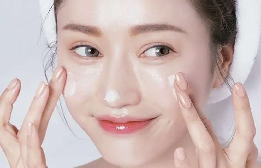 17+ Cách Làm Trắng Da Mặt Bị Sạm Đen Từ Thiên Nhiên Đơn Giản