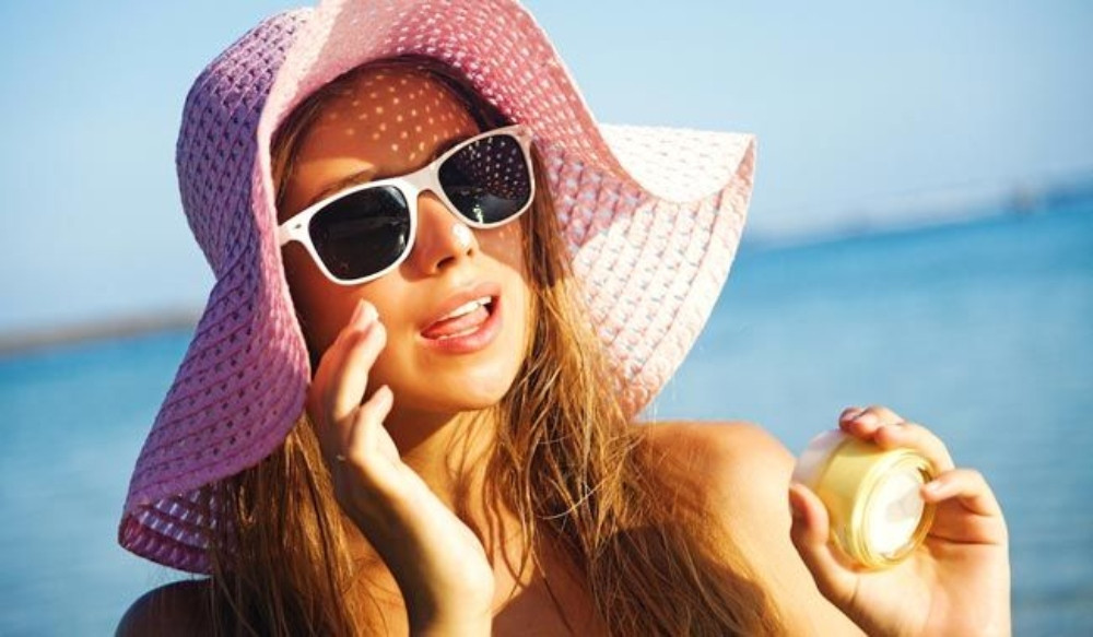 7 tác dụng của Vitamin E với da mặt tuyệt vời mà bạn cần biết