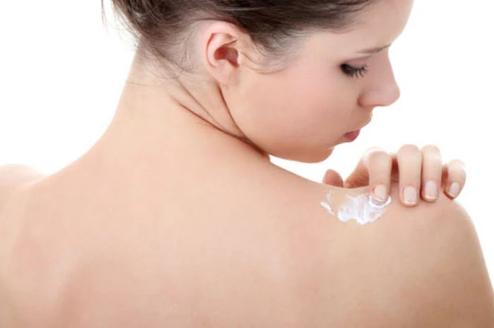 Cách chăm sóc da lưng bị mụn hiệu quả và ngăn ngừa tái phát