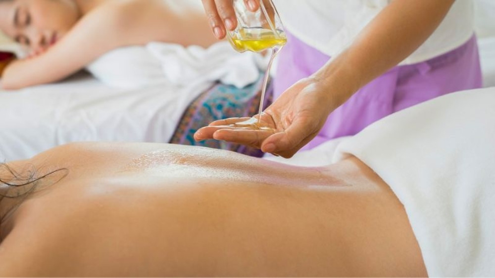 Cách chăm sóc da lưng bị mụn hiệu quả và ngăn ngừa tái phát