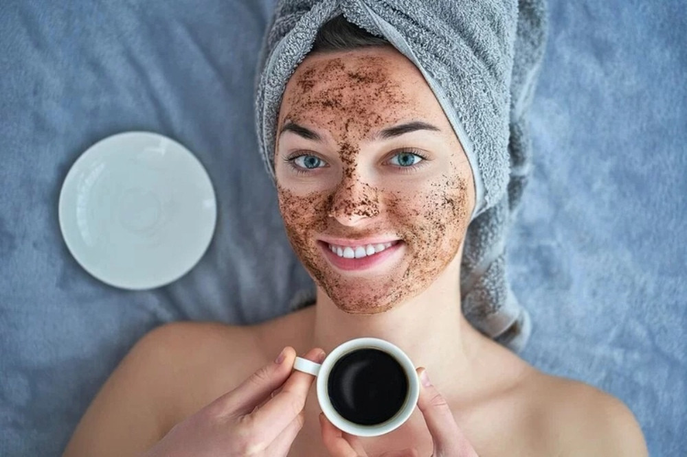 Cách Làm Trắng Da Mặt Đơn Giản Tại Nhà Bằng Bã Cà Phê