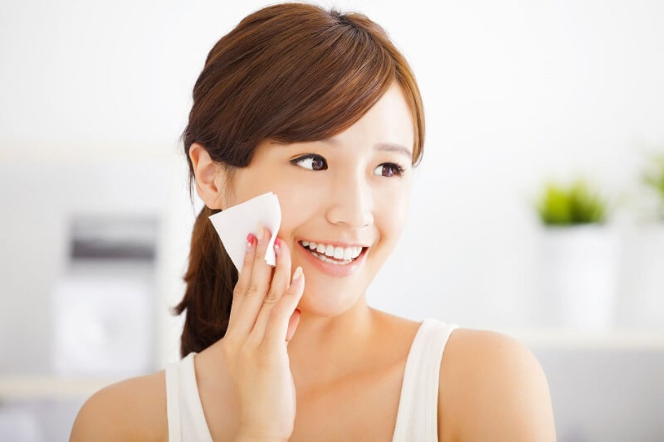 Cách Tẩy Trang Đúng Cách Cho Da Mụn: Hướng Dẫn Chi Tiết