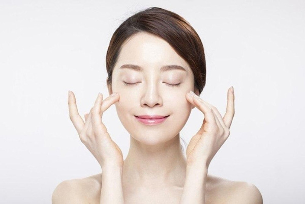 Hướng dẫn cách sử dụng kem dưỡng da từ A đến Z đúng chuẩn
