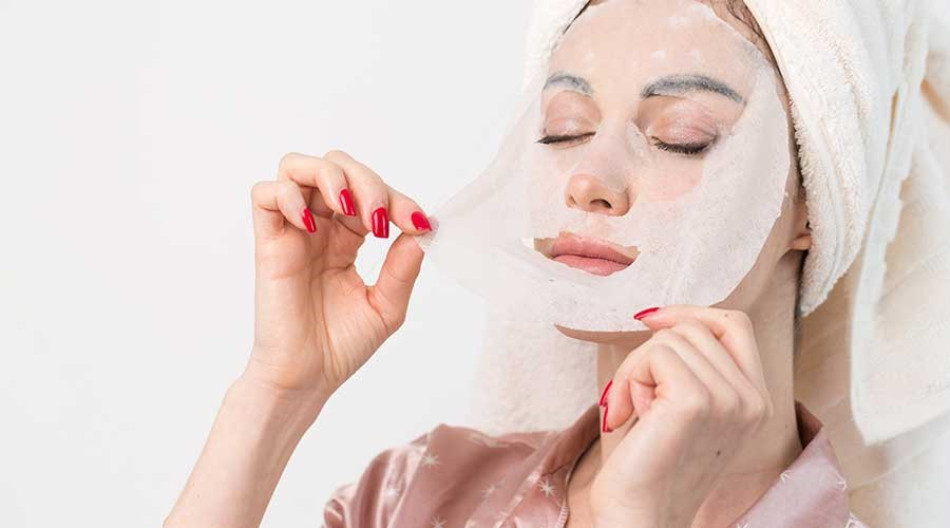 Khám Phá 6 Công Dụng Của Đắp Mặt Nạ Hàng Ngày Cho Làn Da Khỏe Đẹp