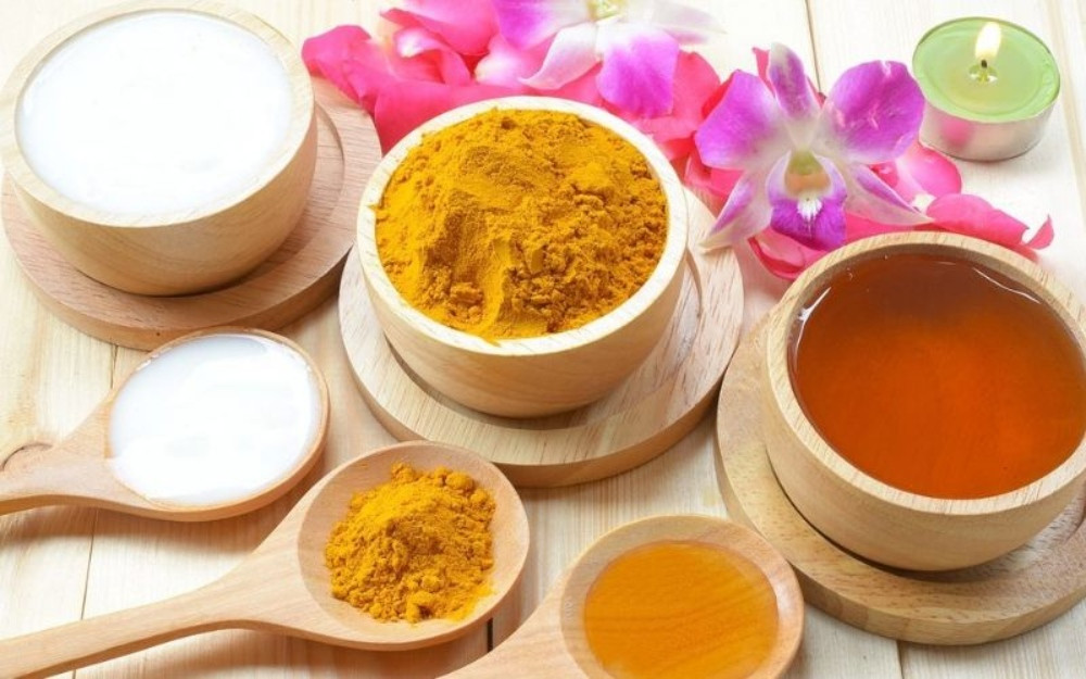 Khám Phá 7 Tác Dụng Tuyệt Vời Của Nghệ Và Mật Ong Trong Làm Đẹp