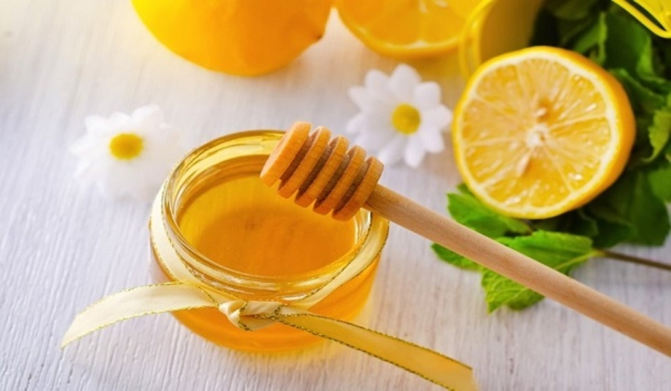 Mặt Nạ Chanh Mật Ong &#8211; Bí Quyết Làm Đẹp Từ Thiên Nhiên