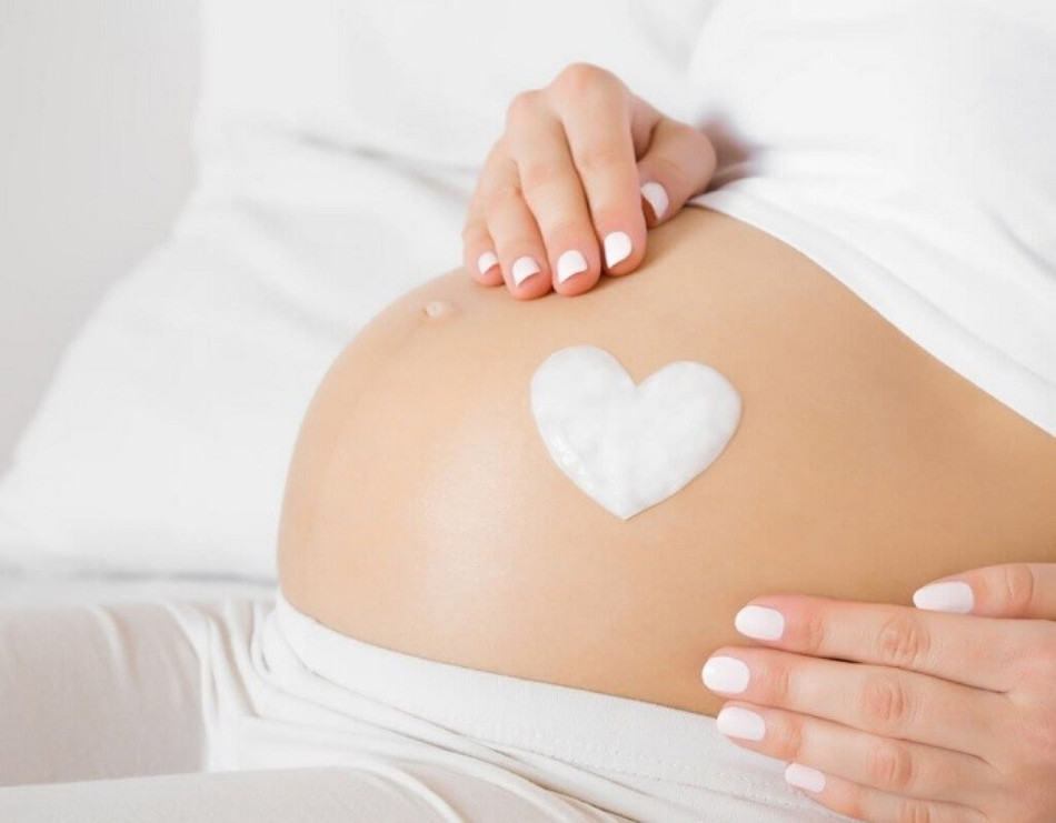 Mẹ Bầu Có Nên Trang Điểm? Hướng Dẫn An Toàn Cho Chị Em