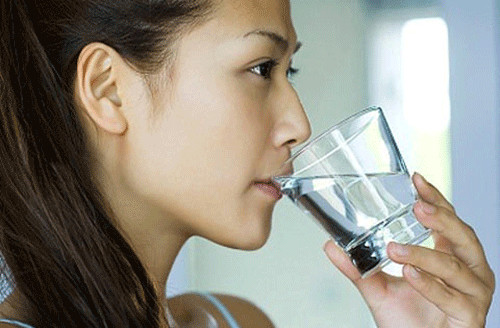 Nước Muối Sinh Lý: Lợi Ích, Công Dụng Và Cách Sử Dụng Hiệu Quả