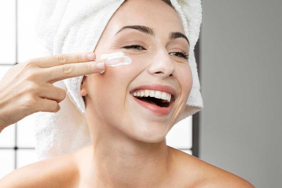 Rửa mặt đúng cách: 15 quy tắc vệ sinh da mặt mà bạn cần biết