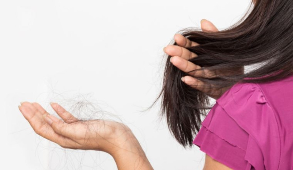 Tóc dầu có nên gội đầu hàng ngày? Tần suất gội đầu hợp lý