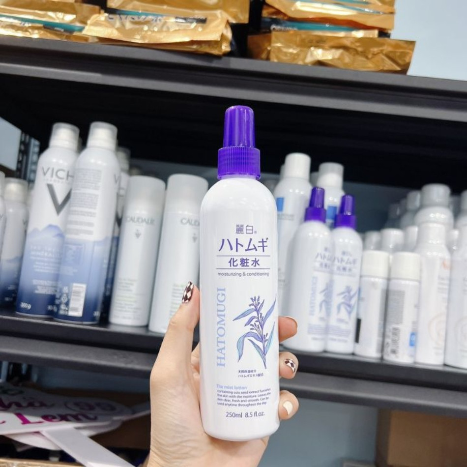 Top 12 xịt khoáng dưỡng ẩm cho da khô tốt và đáng mua nhất 2024