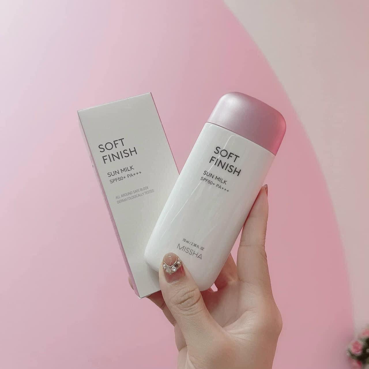 Top 13+ Kem Chống Nắng Hàn Quốc Nâng Tone Da Lành Tính Cho Các Nàng